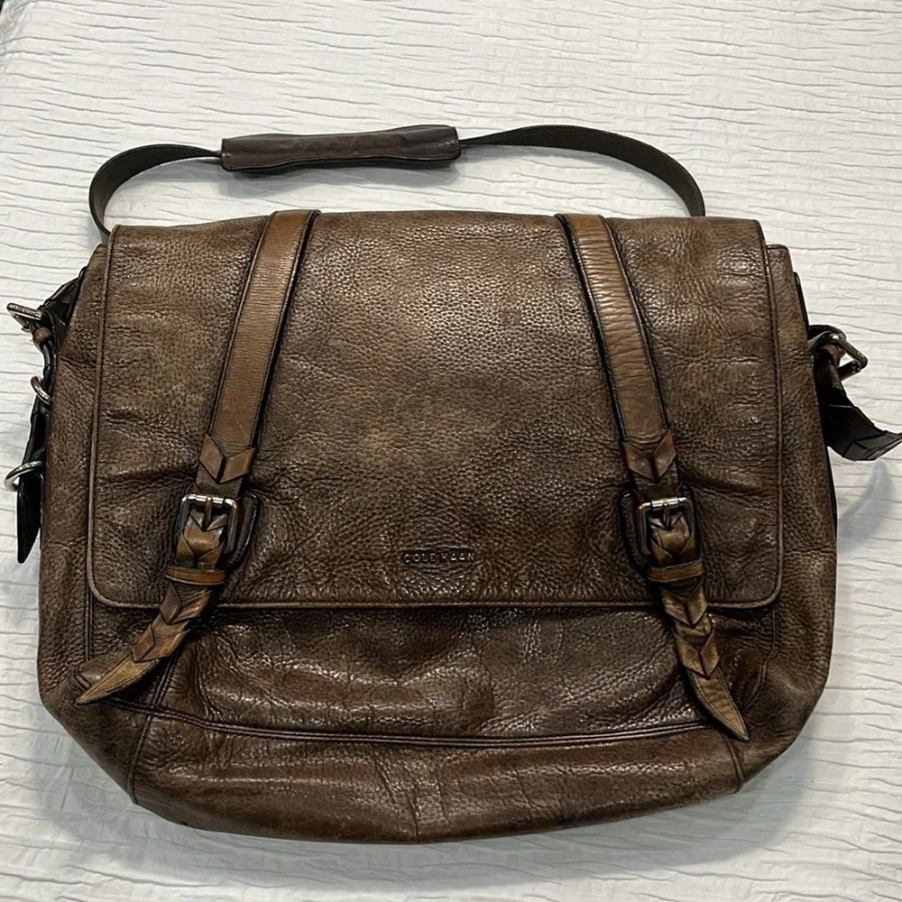 Cole Haan messenger bag brown distressed laptop book bag school bag‎ business